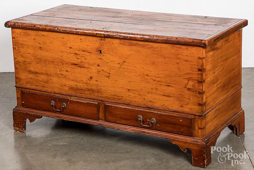 PENNSYLVANIA PINE DOWER CHEST,