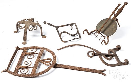 FIVE PIECES OF WROUGHT IRON HEARTH