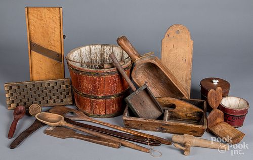 LARGE GROUP OF WOODENWARE, 19TH