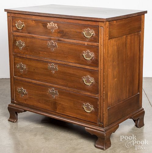 CHIPPENDALE WALNUT CHEST OF DRAWERS,