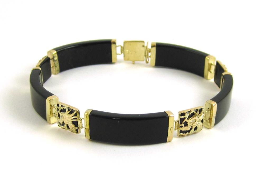 BLACK ONYX AND FOURTEEN KARAT GOLD 31554c