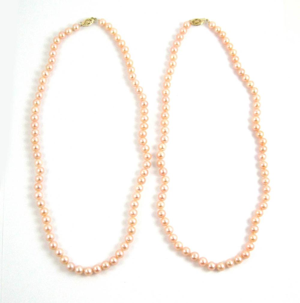 TWO PINK PEARL AND FOURTEEN KARAT 31560e