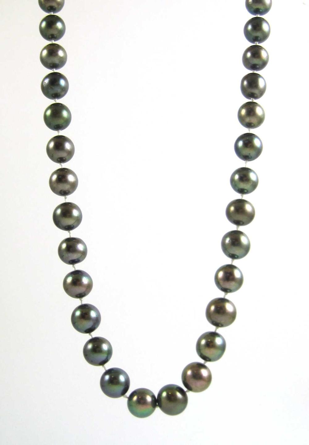 OPERA LENGTH BLACK PEARL AND WHITE 31563a