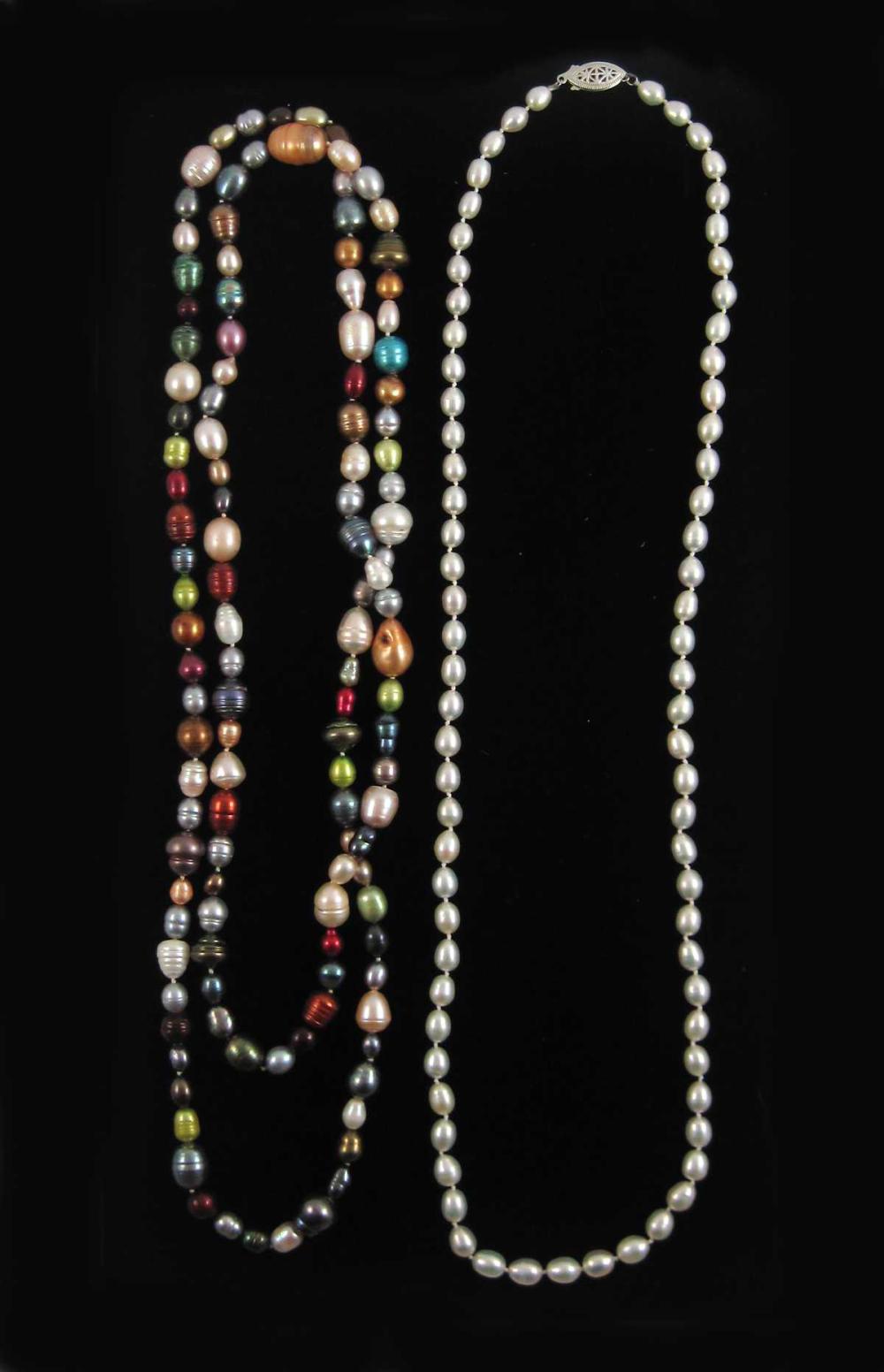 TWO HAND-KNOTTED PEARL NECKLACES,
