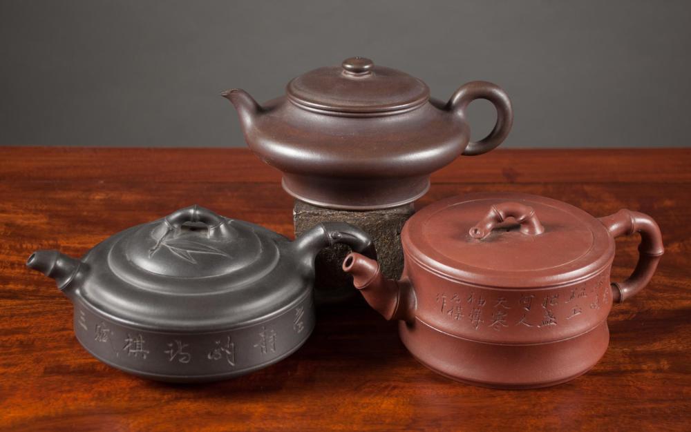 THREE CHINESE ZISHA TEAPOTS EACH 315767