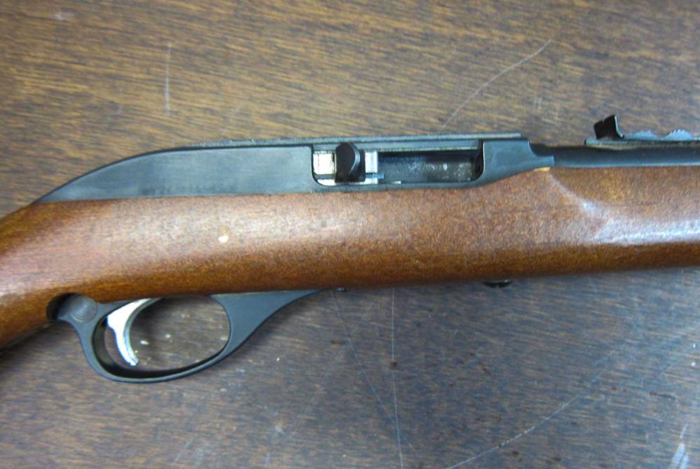 GLENFIELD MODEL 60 SEMI AUTOMATIC RIFLE,