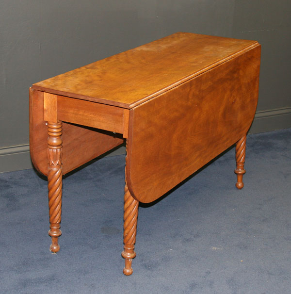 Drop leaf table; turned legs with