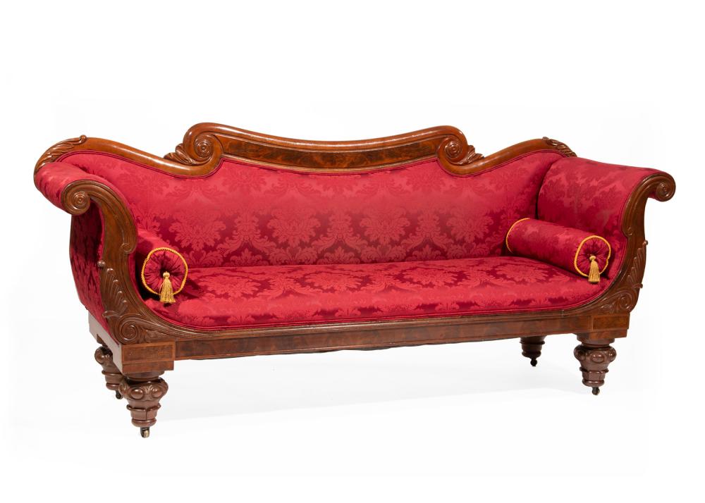 AMERICAN CLASSICAL CARVED MAHOGANY