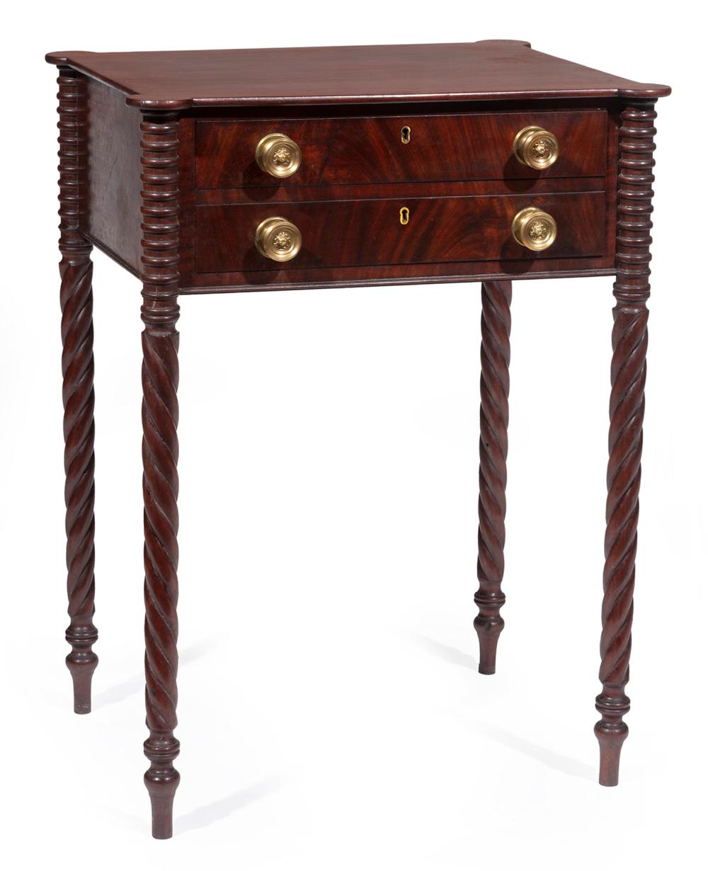 AMERICAN CLASSICAL CARVED MAHOGANY 31812a