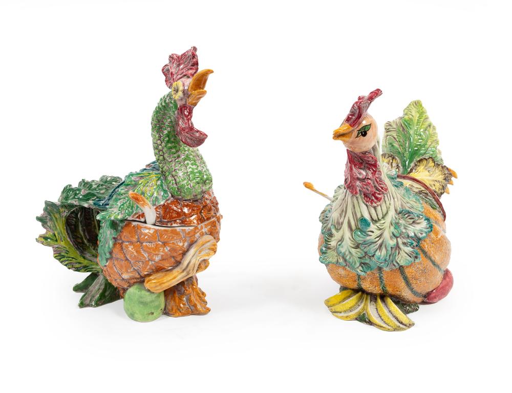 PAIR OF ITALIAN MAJOLICA ROOSTER 318191