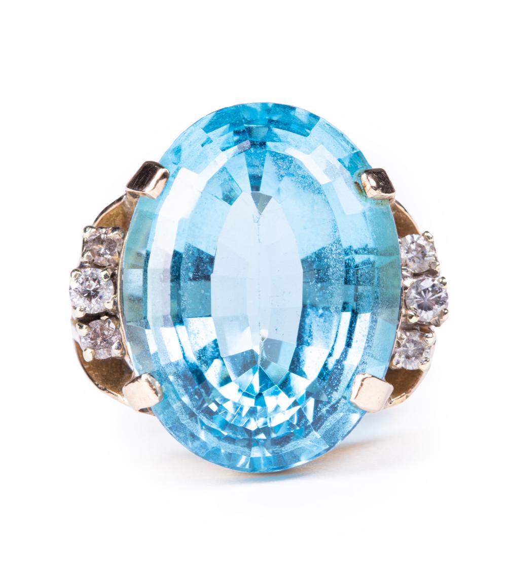 14 KT YELLOW GOLD BLUE TOPAZ 318207