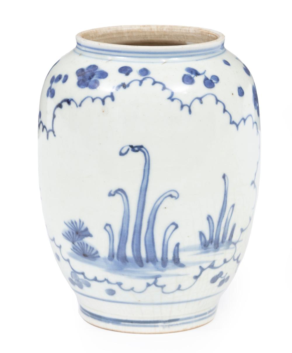 CHINESE BLUE AND WHITE PORCELAIN 318255