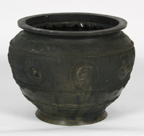 Large oriental bronze pot/planter;