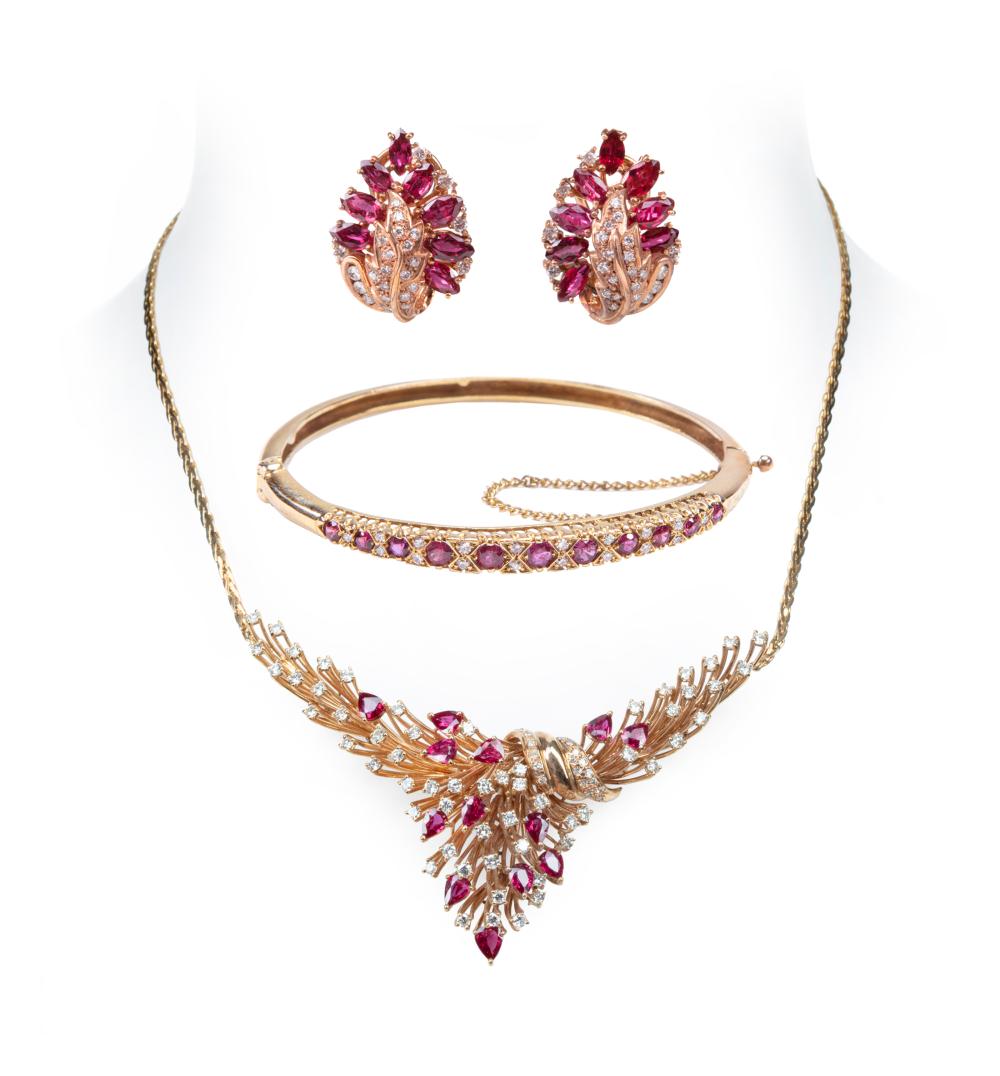 14 KT YELLOW GOLD RUBY AND DIAMOND 3182af