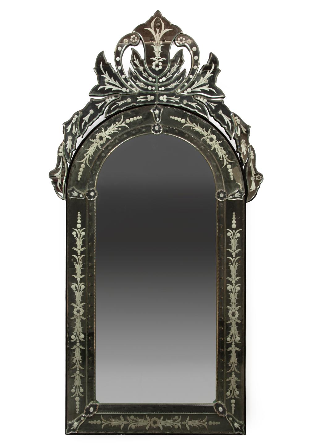 VENETIAN ETCHED GLASS MIRRORVenetian