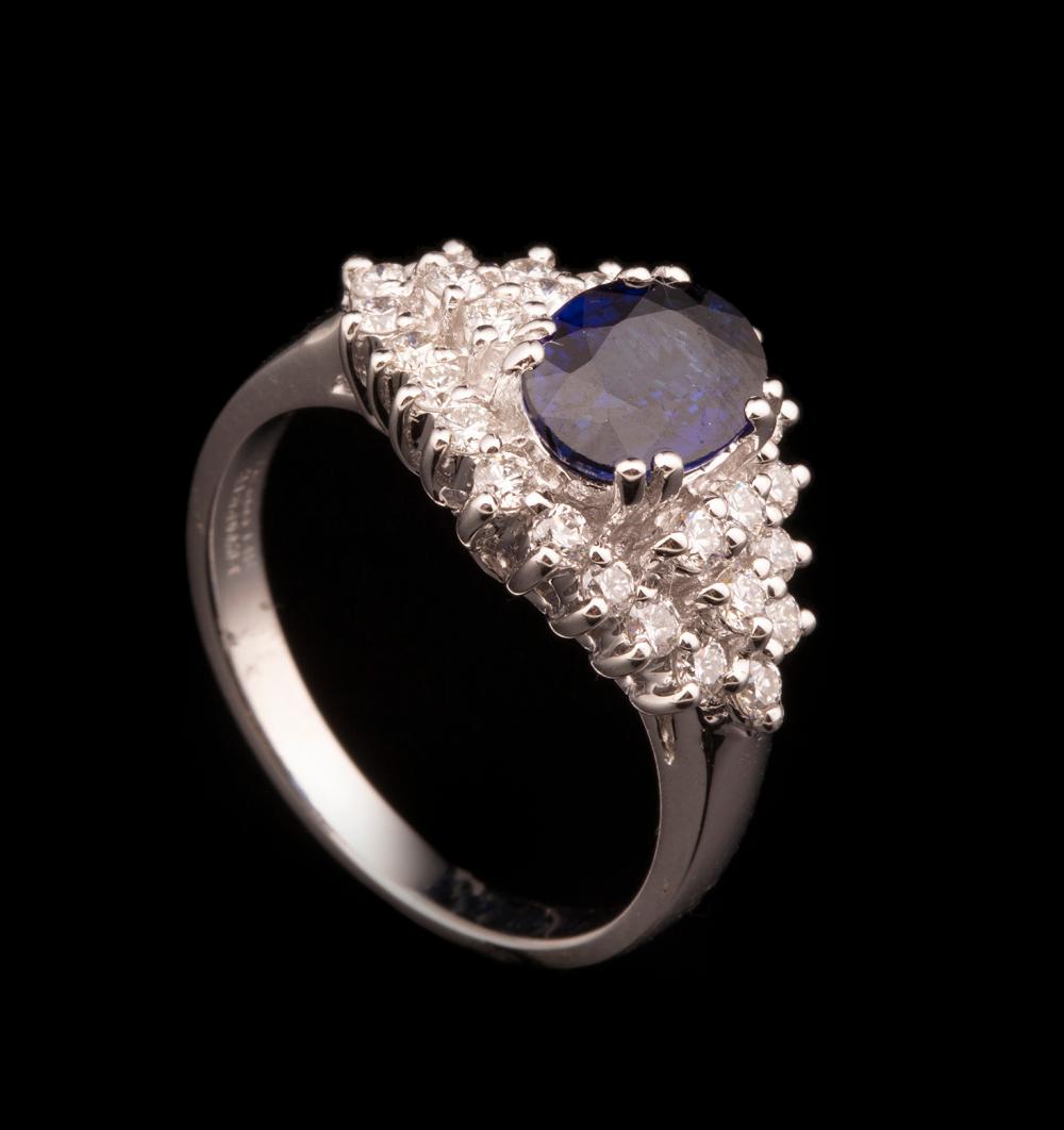 14 KT WHITE GOLD SAPPHIRE AND 31868d