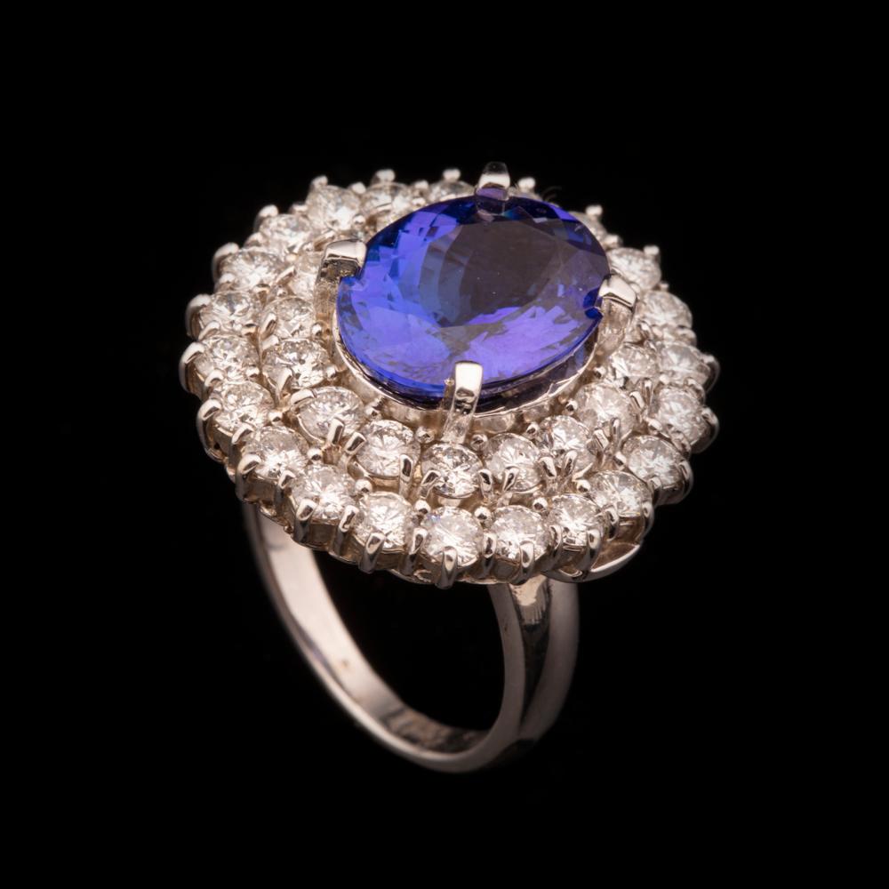 14 KT WHITE GOLD TANZANITE AND 31868e