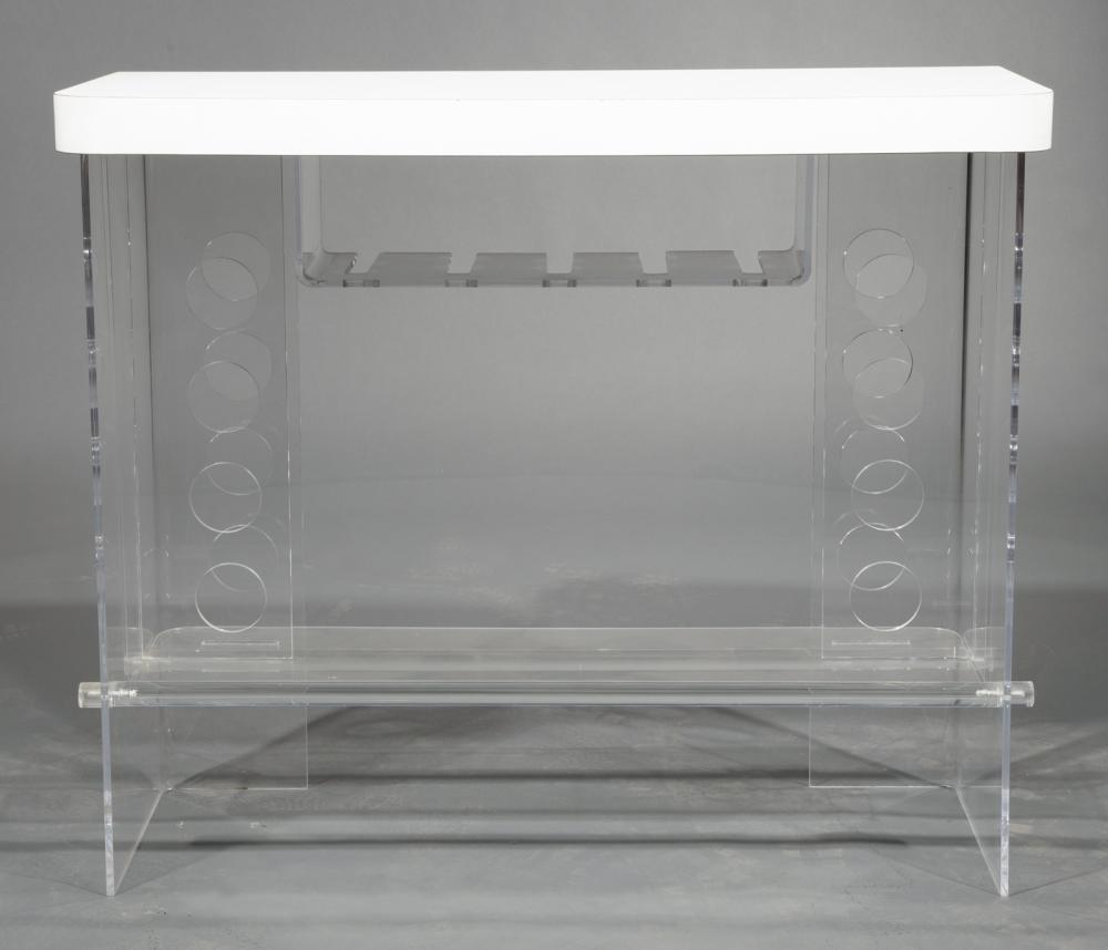 CONTEMPORARY LUCITE BAR AND BARSTOOLSContemporary 31869d