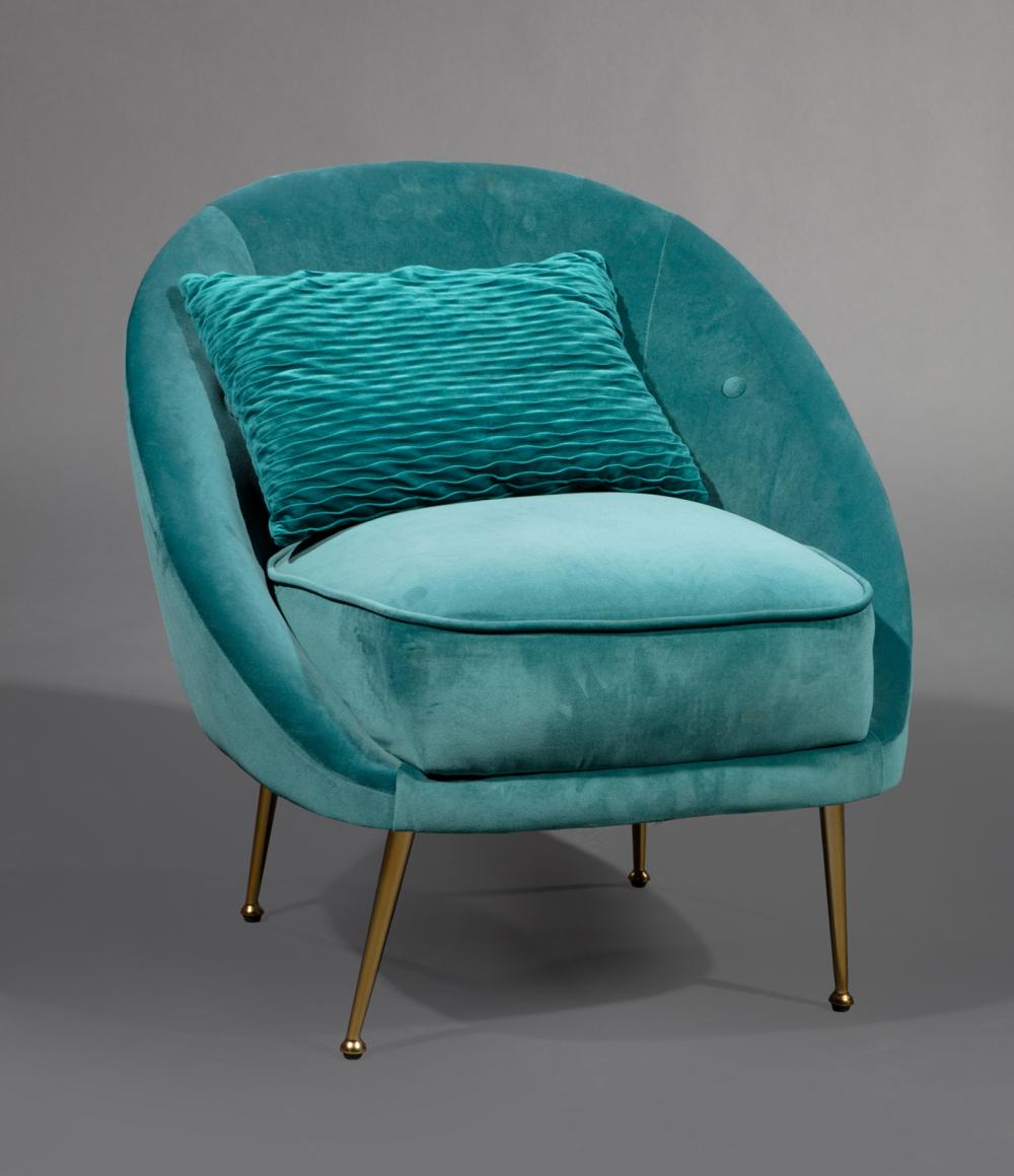 CONTEMPORARY BLUE VELOUR UPHOLSTERED 3186a8