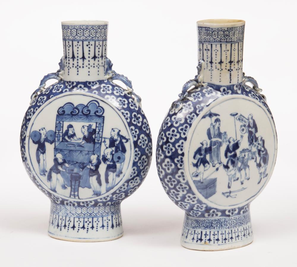 CHINESE BLUE AND WHITE PORCELAIN 3188a4