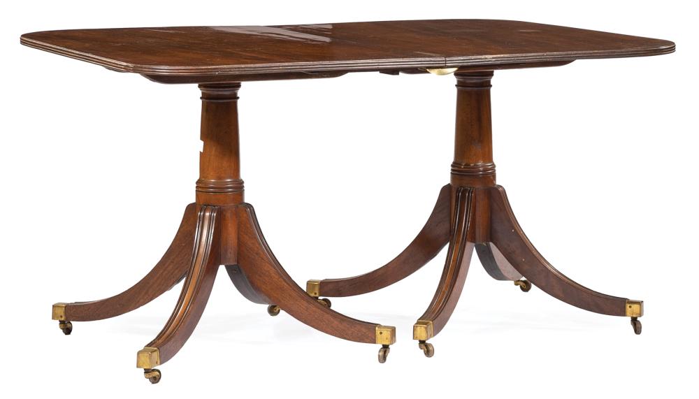 GEORGE III MAHOGANY PEDESTAL DINING