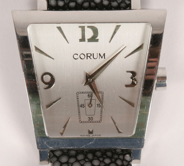 Corum wristwatch with shagreen 4f44a