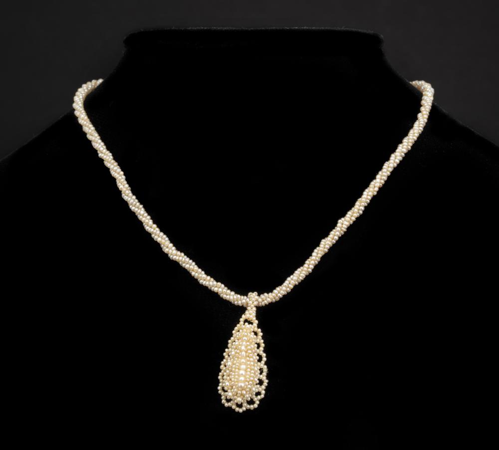 GOLD THIMBLE SEED PEARL NECKLACE  318bb4