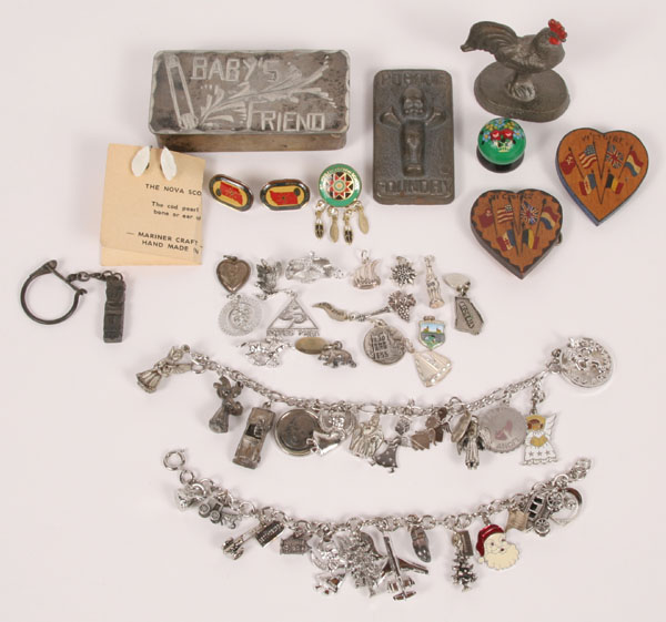 Large lot vintage souvenirs charm 4f45f