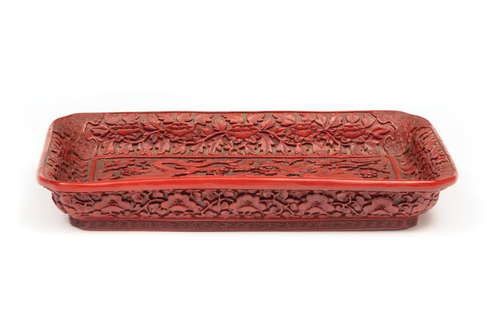 CHINESE RED LACQUER TRAYChinese 318c0a