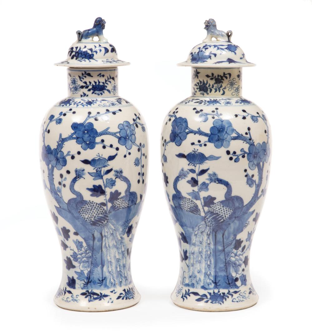 CHINESE BLUE AND WHITE PORCELAIN