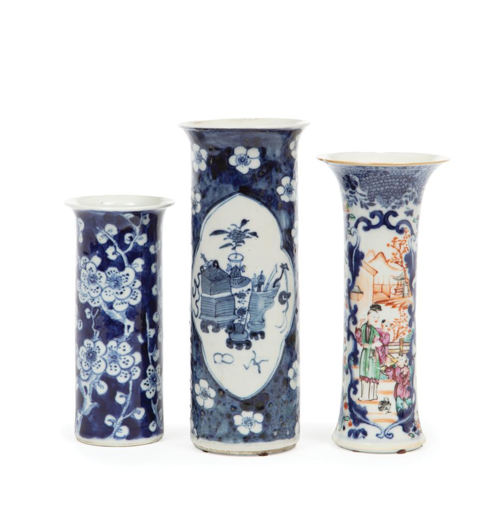 THREE CHINESE PORCELAIN SLEEVE 318ea7