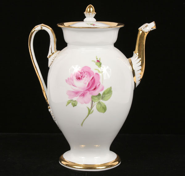 Hand painted Meissen coffeepot  4f4ab