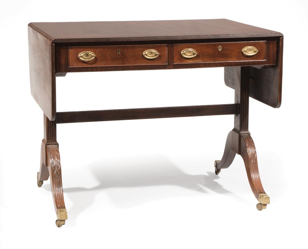 ANTIQUE GEORGIAN-STYLE MAHOGANY