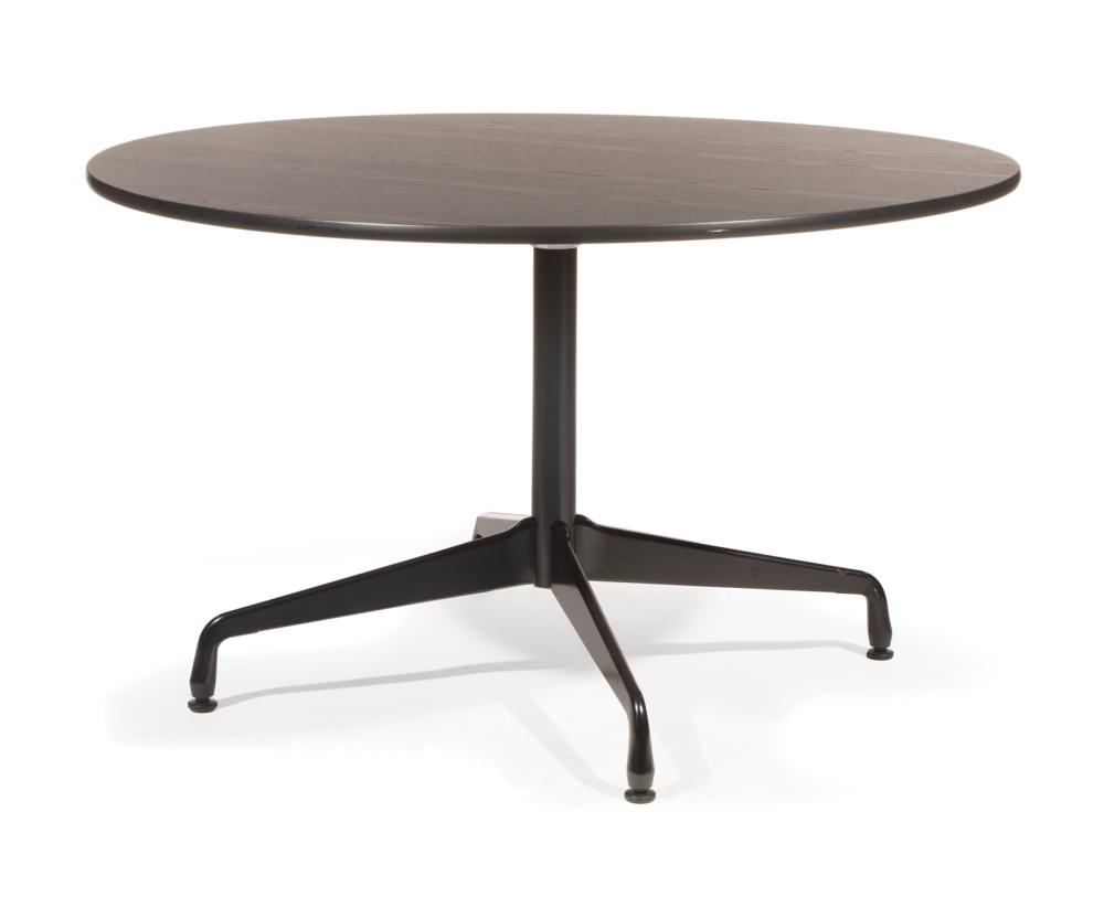 CHARLES AND RAY EAMES ROUND DINING 318fce