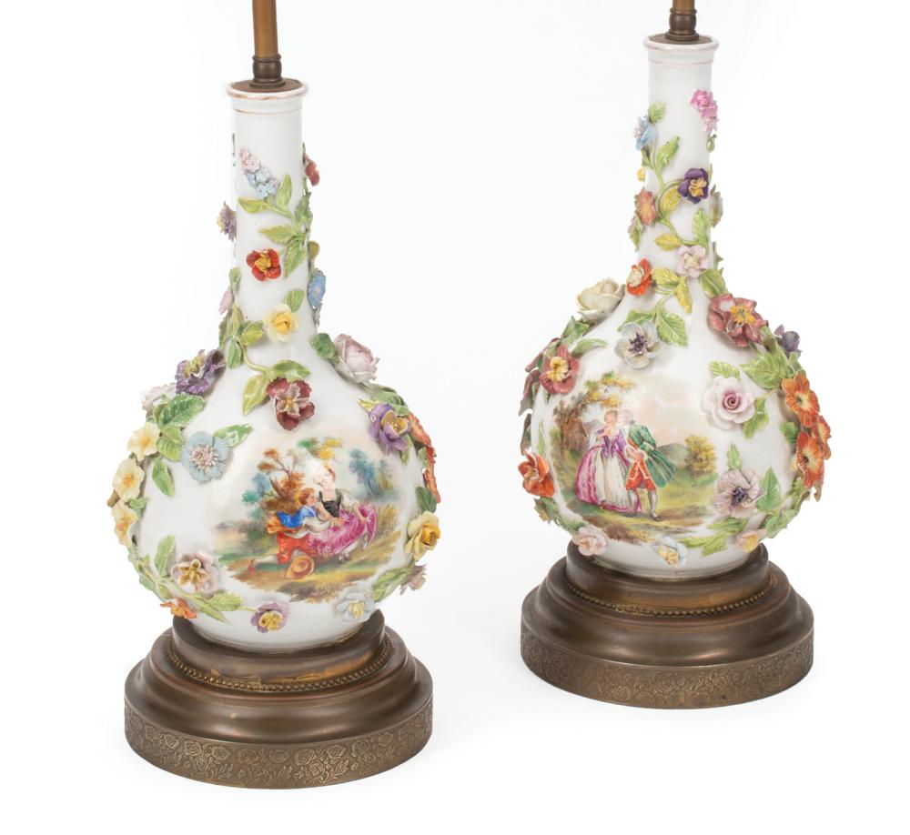 PAIR OF GERMAN POLYCHROME PORCELAIN 3190c1