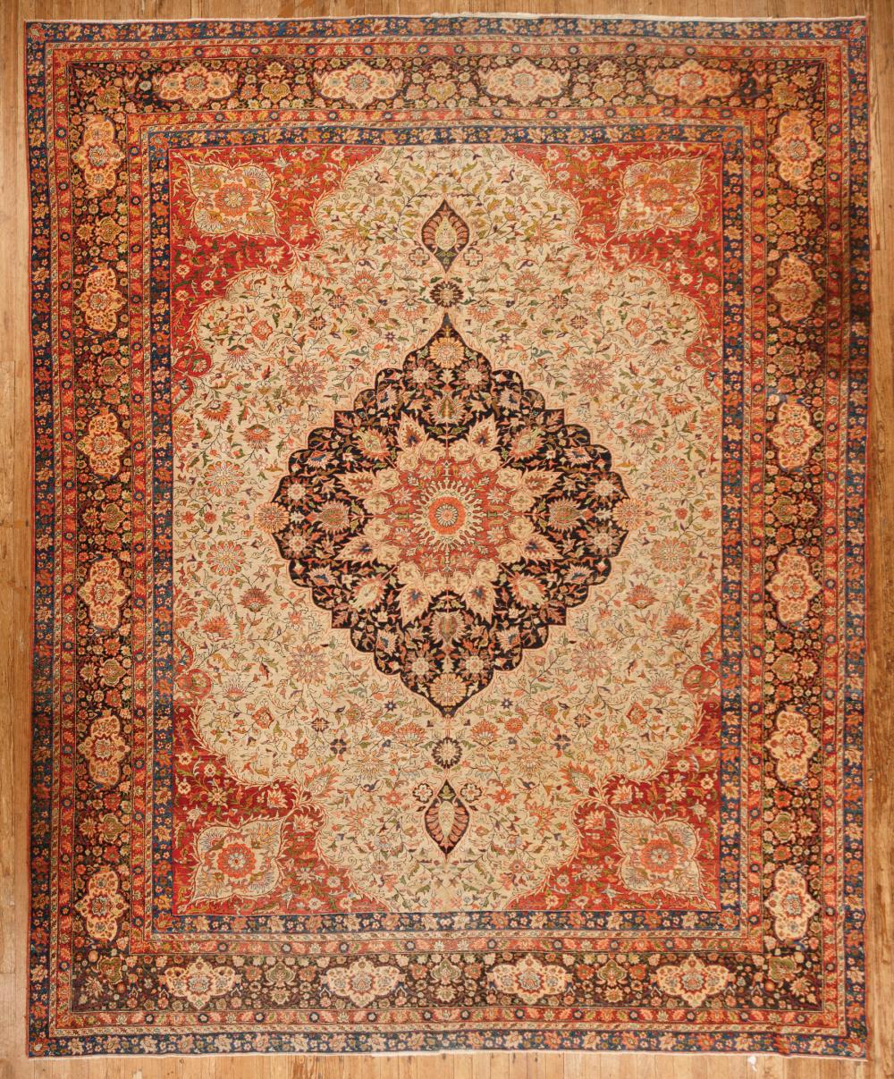 FINE FERAHAN CARPETFine Antique 319338