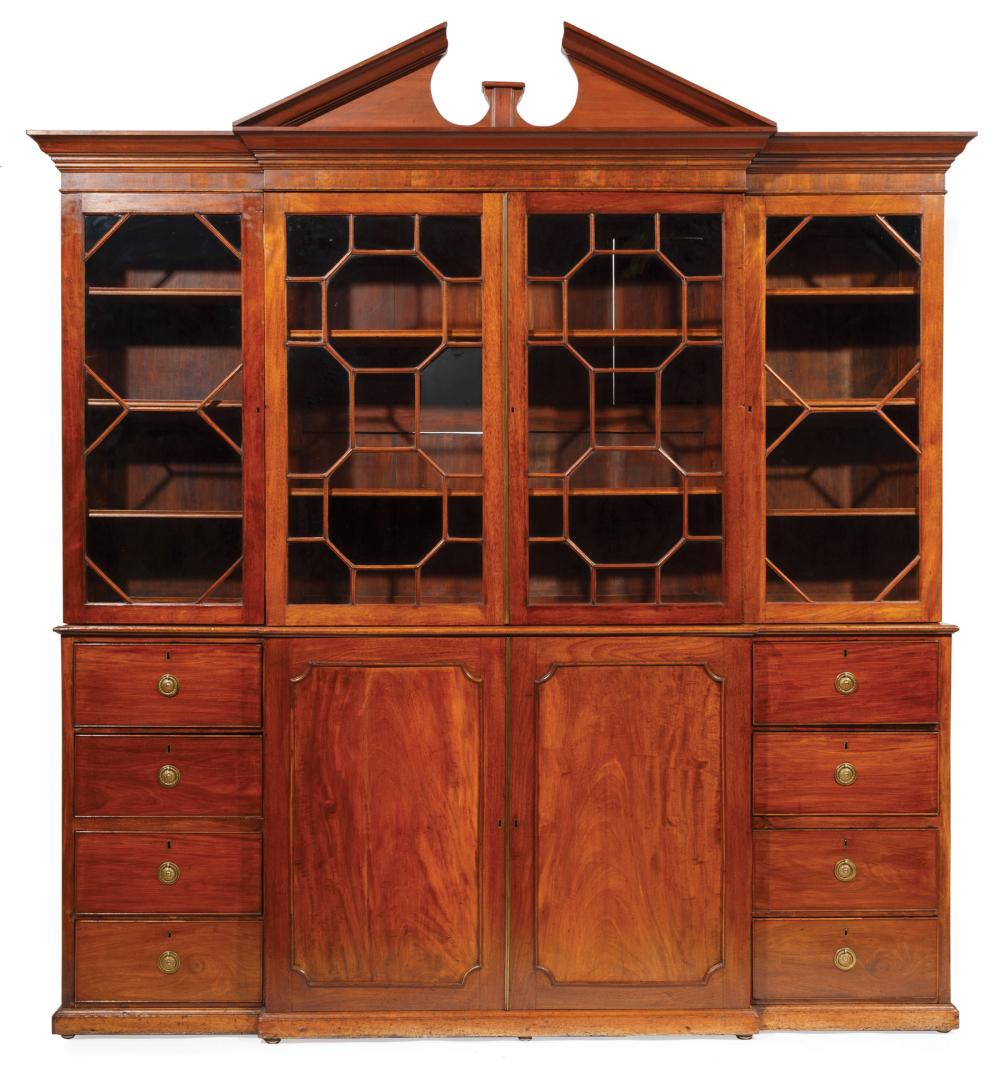 CARVED MAHOGANY BREAKFRONT BOOKCASEAntique 319351