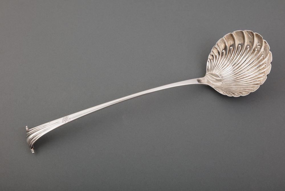 GEORGE III STERLING SILVER SOUP 319357