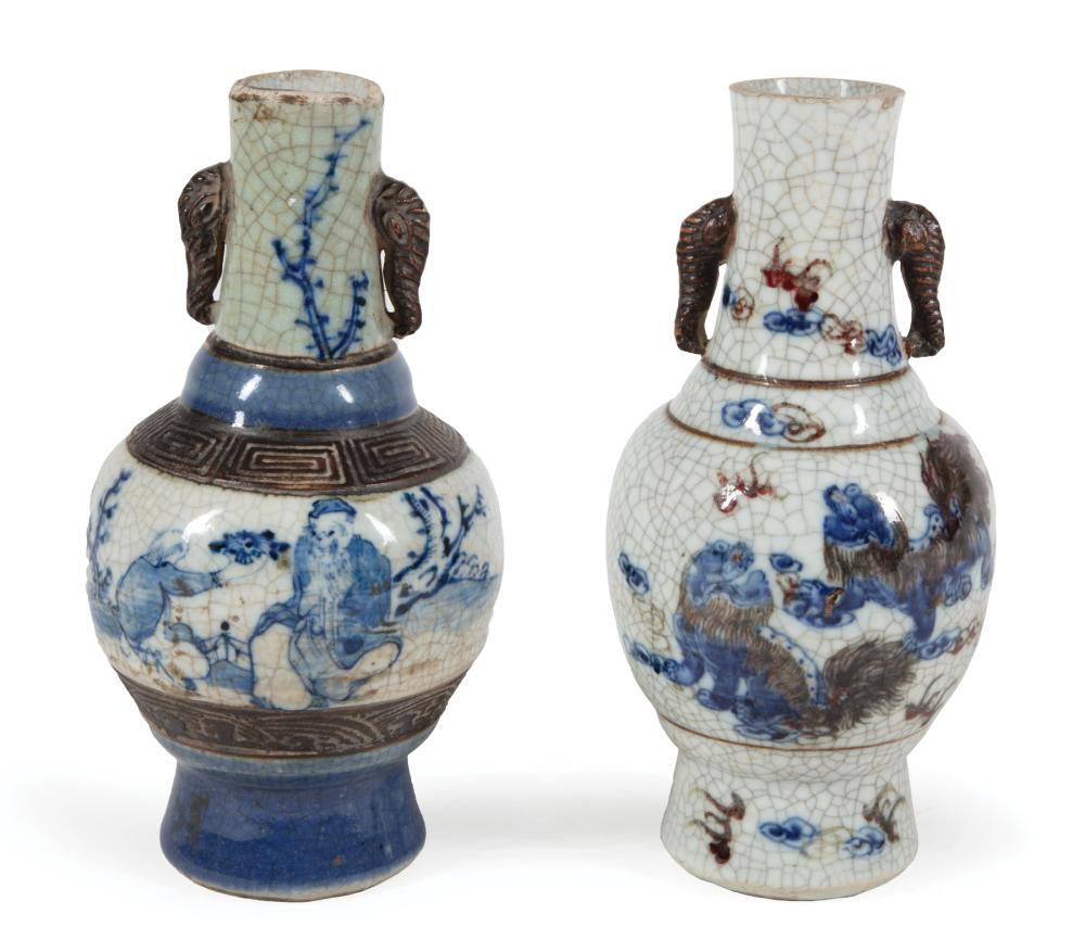 CHINESE BLUE AND WHITE PORCELAIN 319688