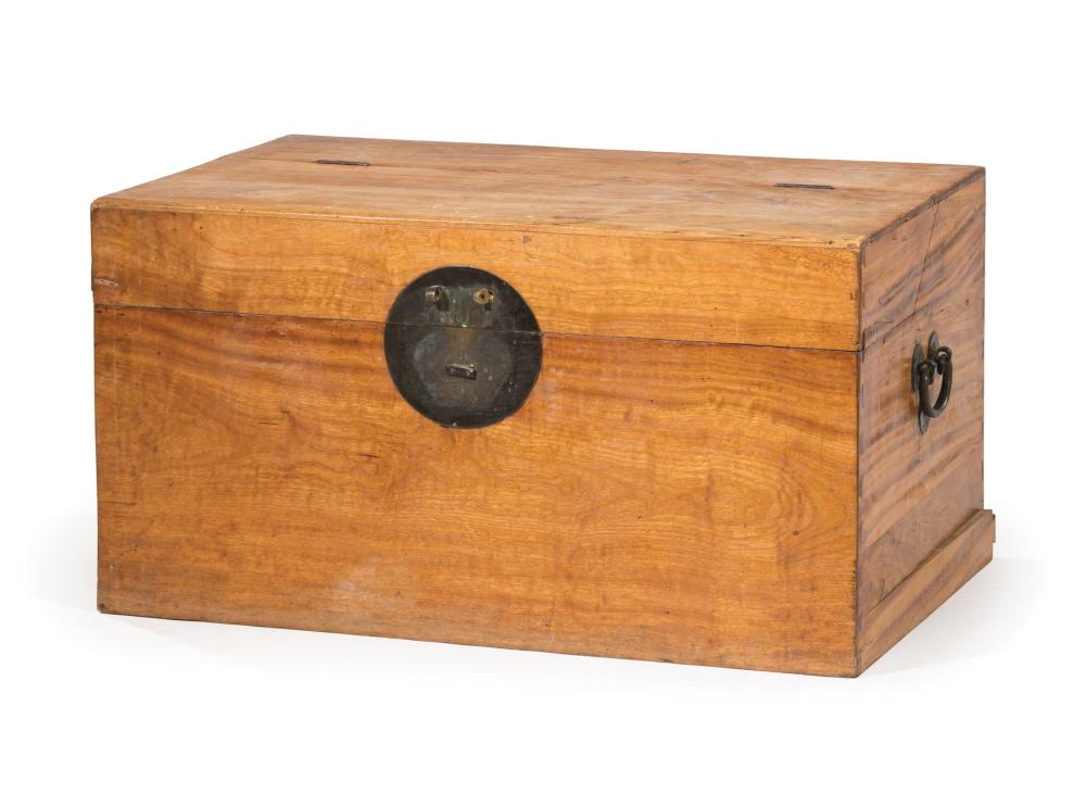 CHINESE WOOD STORAGE CHEST REMNANTChinese 3196c9
