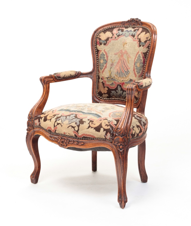 FRENCH PROVINCIAL LOUIS XV FAUTEUIL  31972b