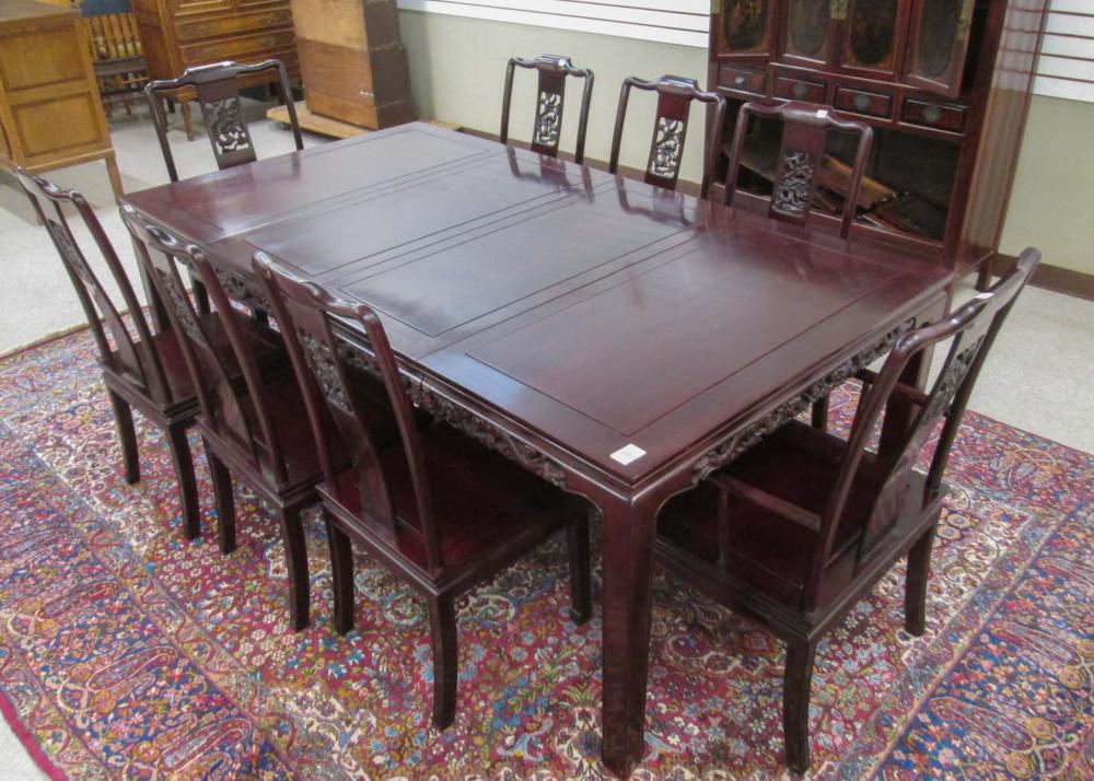 CHINESE ROSEWOOD DINING TABLE AND