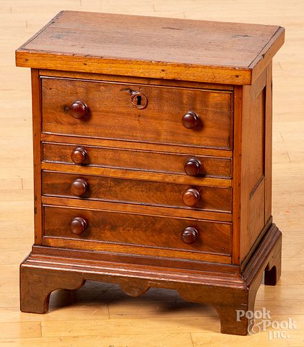 MINIATURE WALNUT CHEST OF DRAWERS  31715b