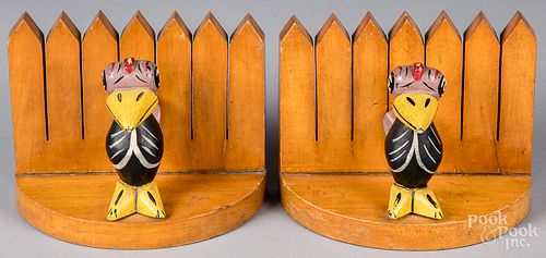 PAIR OF MAPLE CROW AND FENCE BOOKENDSPair 3174eb