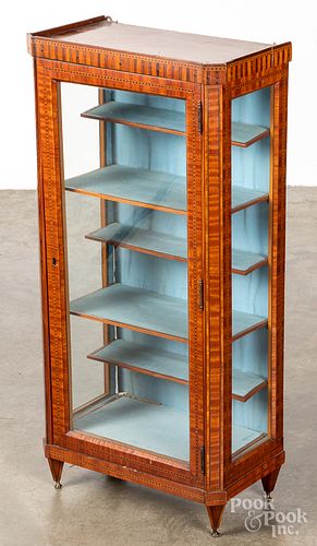 SMALL MAHOGANY VENEER DISPLAY CABINET,