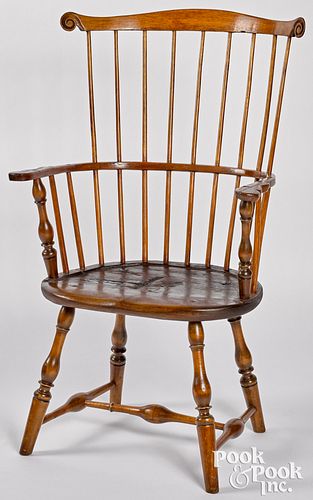 PENNSYLVANIA COMBBACK WINDSOR ARMCHAIR,