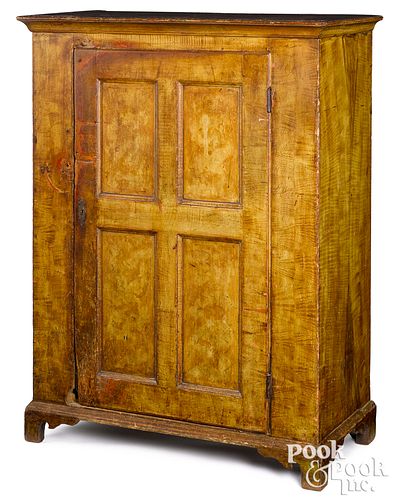 PENNSYLVANIA PAINTED PINE CUPBOARD  3176da