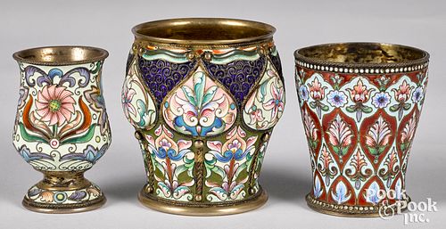 THREE RUSSIAN SILVER ENAMEL CUPSThree 31771c