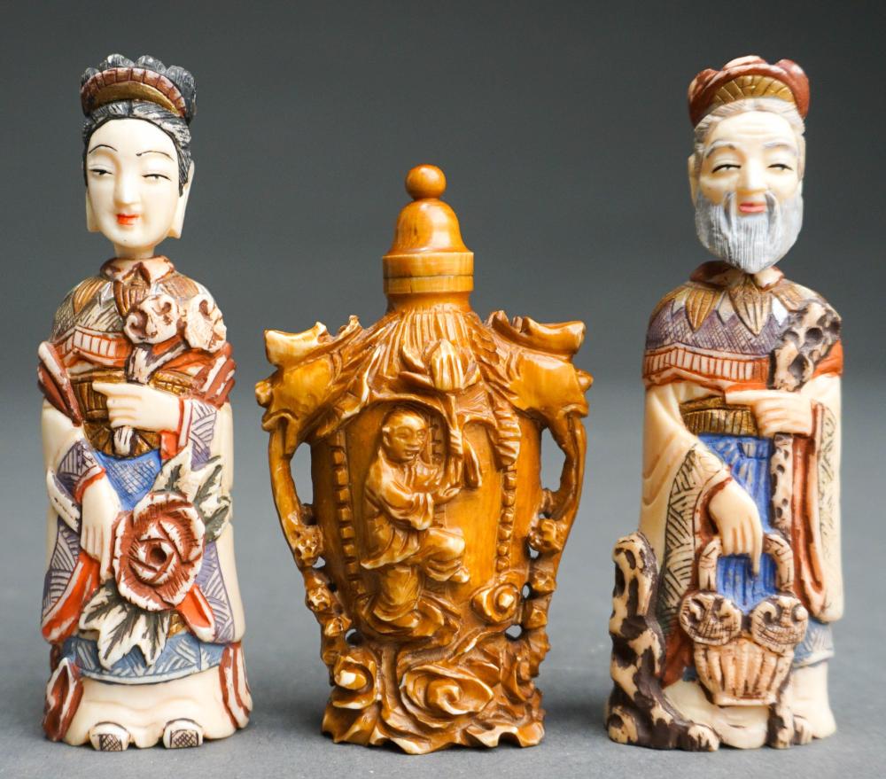 TWO CHINESE POLYCHROME DECORATED 3179da