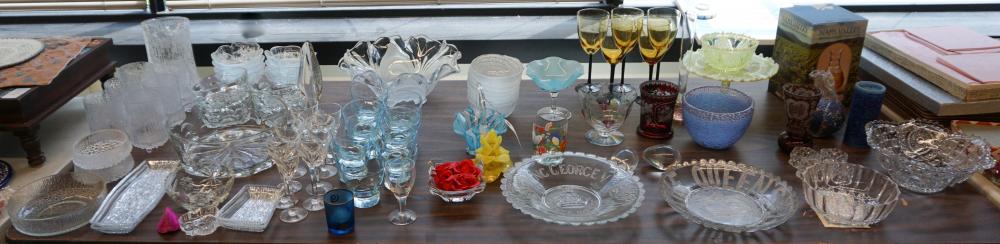 GROUP OF VICTORIAN AND MODERN GLASS